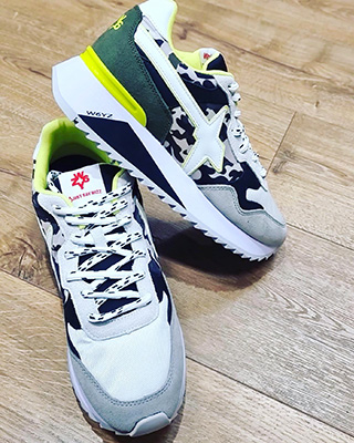 CHAUSSURES